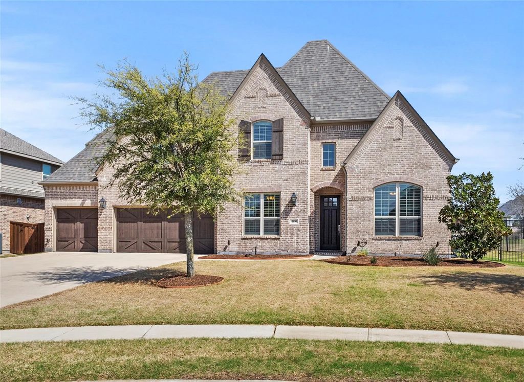 1630 Old Oak Court, Prosper