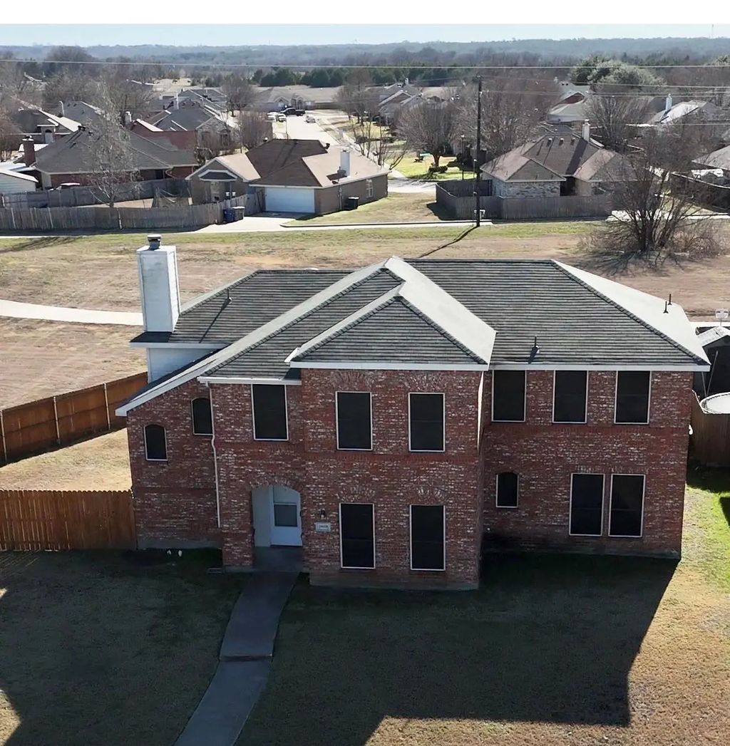 2608 Saint Andrews Drive, Lancaster