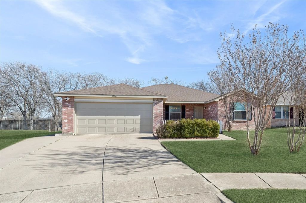 1516 Windy Meadows Drive, Burleson
