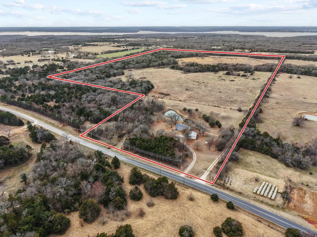 265 Cooks Corner Road, Pottsboro