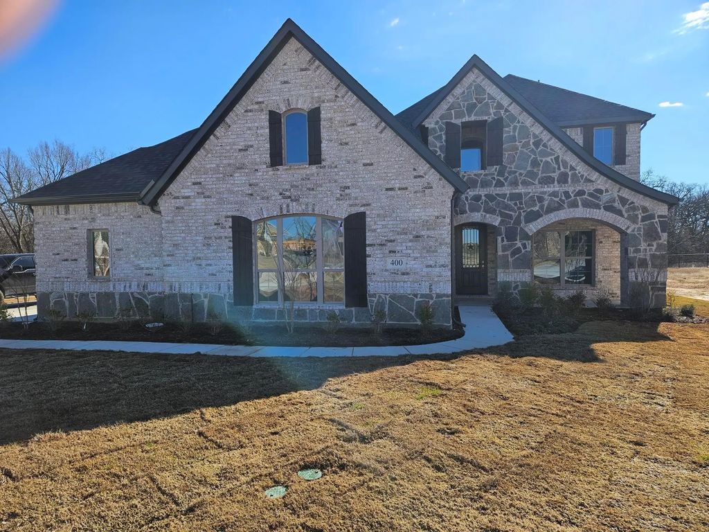 400 Willie's Court, Whitesboro