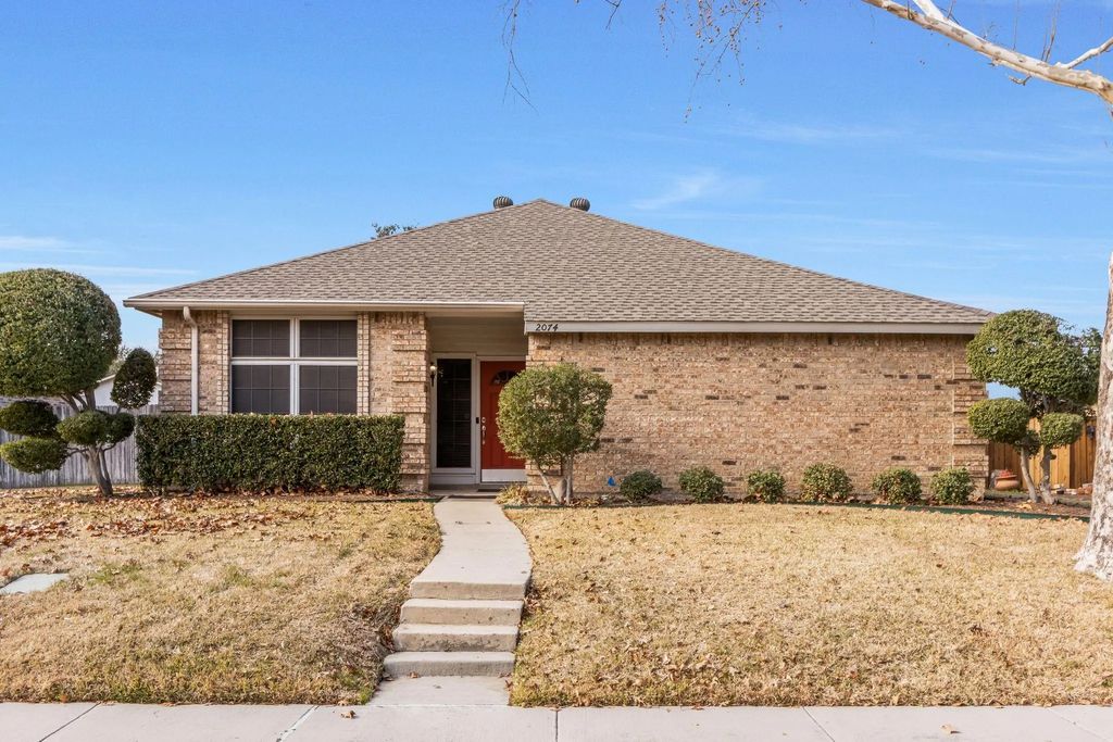 2074 Vista Drive, Lewisville