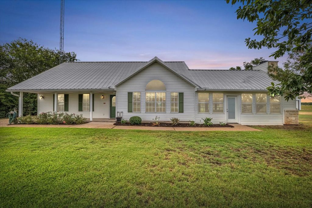 2152 Sommerfeld Drive, Waco