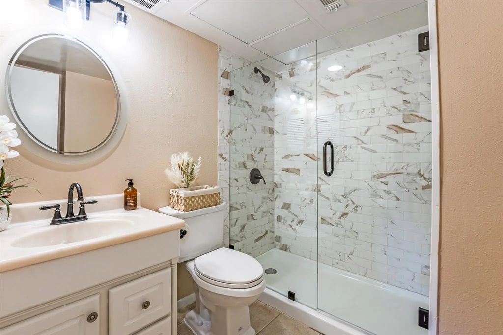 2805 Lineville Drive 108, Farmers Branch