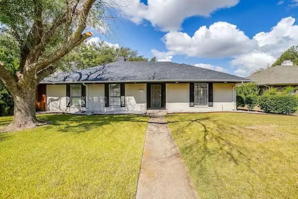 1609 Heather Glen Court, Richardson