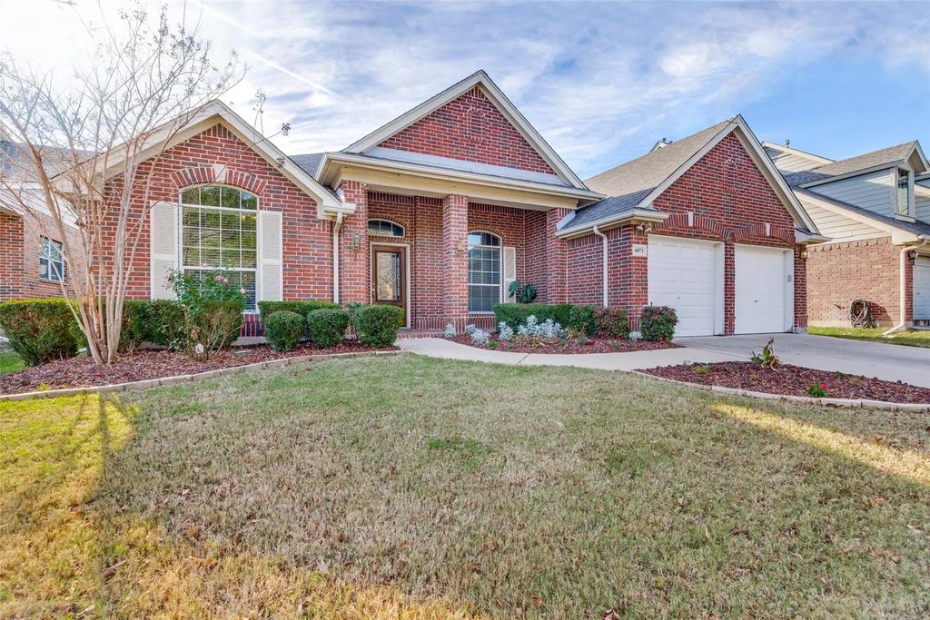 6873 Shoreway Drive, Grand Prairie