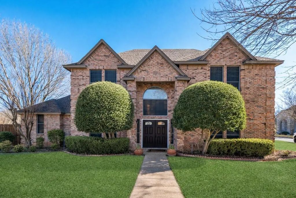 4601 Edge Creek Lane, Arlington