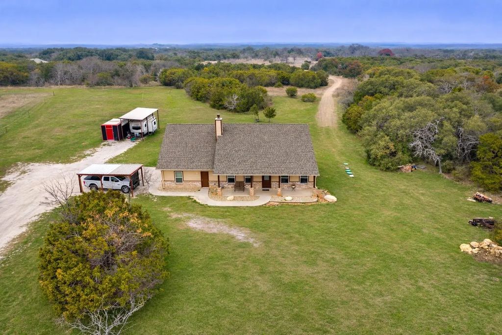 198 Fort Graham Road, Whitney