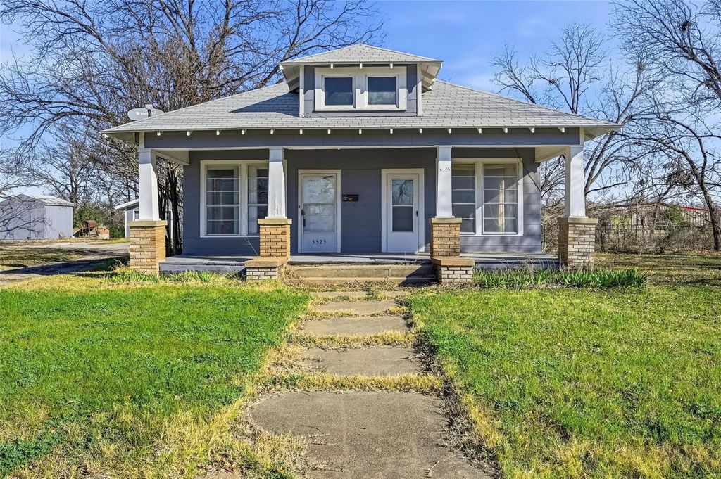 5525 Bakers Lane, Haltom City