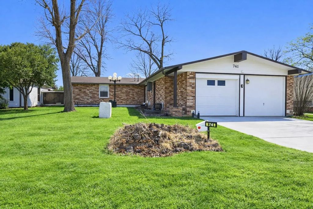 741 Greenhaven Drive, Richardson