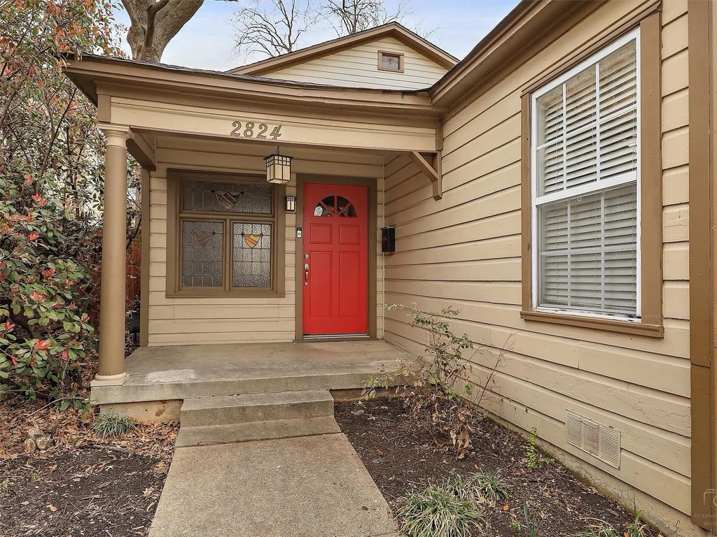 2824 Dyer Street, University Park