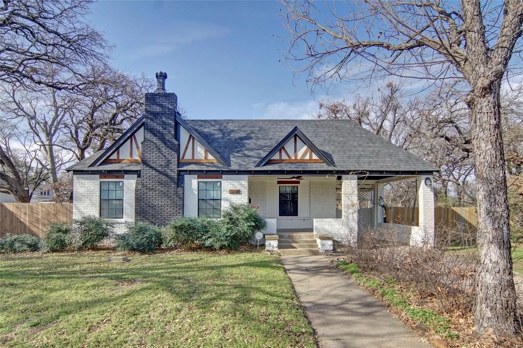 2218 Lynnhaven Road, Fort Worth