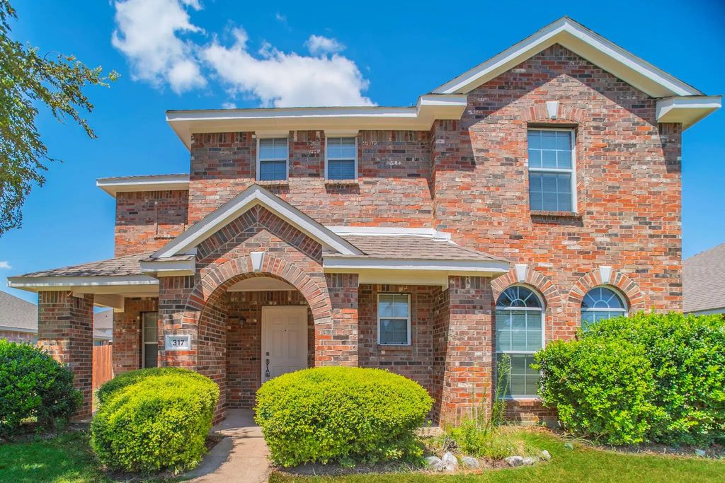 317 Quail Run Road, Red Oak