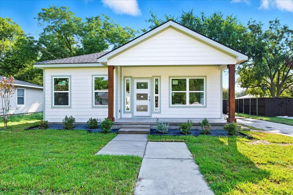 329 S 2nd Street, Wylie