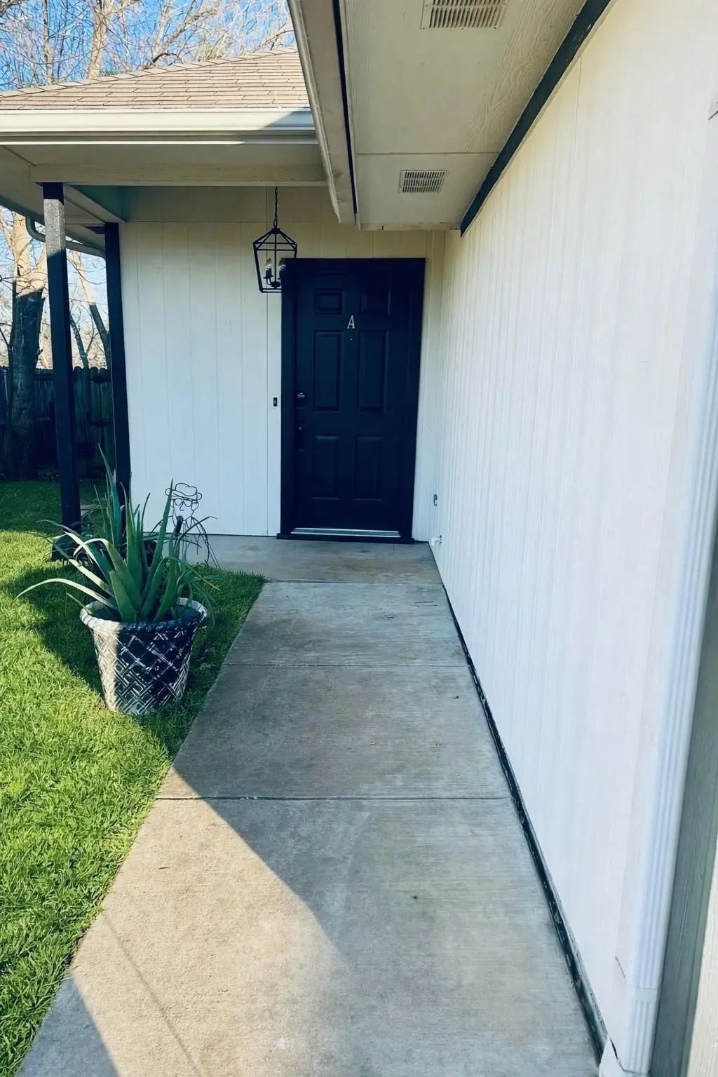 505 S 1st Street A, Grandview