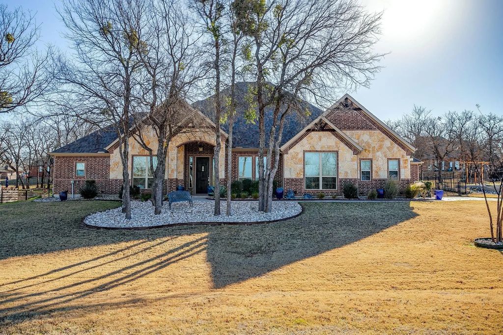 601 S Sugartree Drive, Lipan