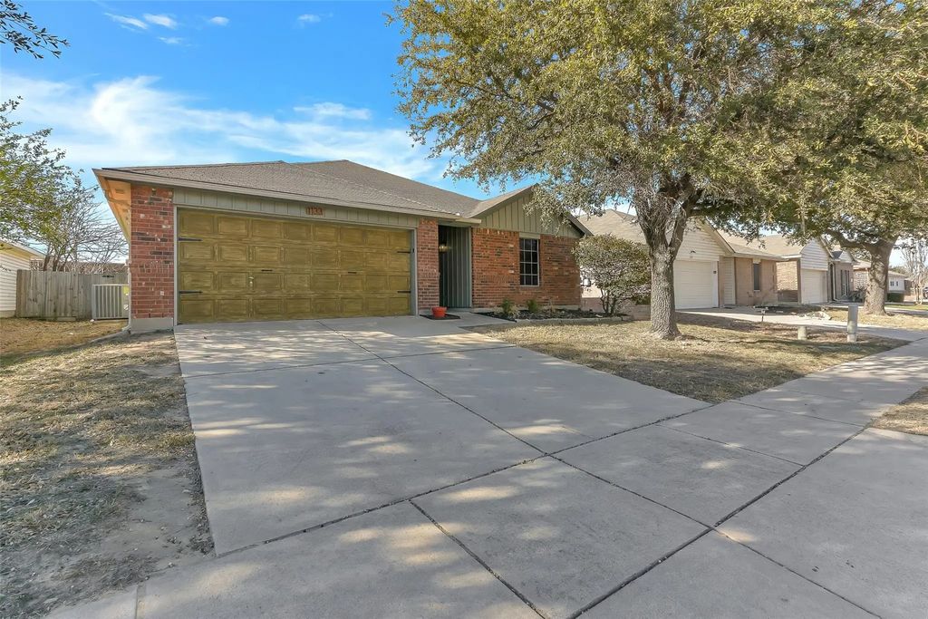 1133 Day Dream Drive, Fort Worth