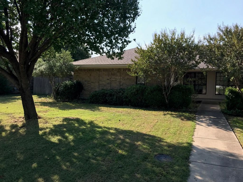 128 E Bethel School Road, Coppell