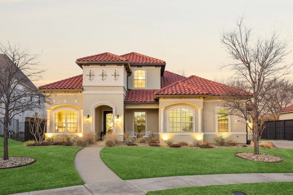 2008 Southlake Glen Drive, Southlake