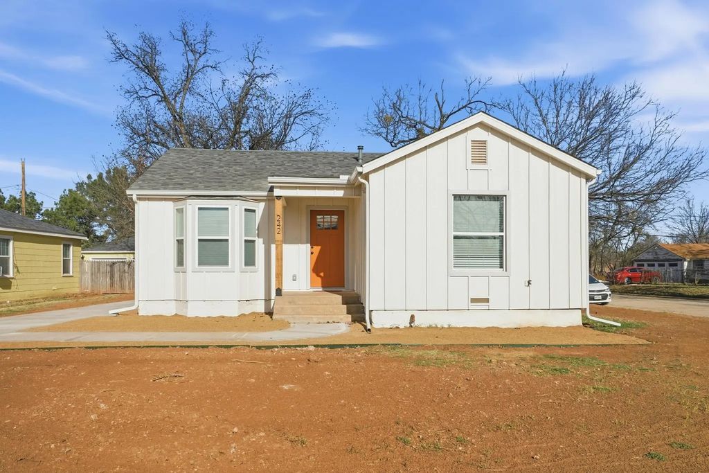 242 College Drive, Abilene