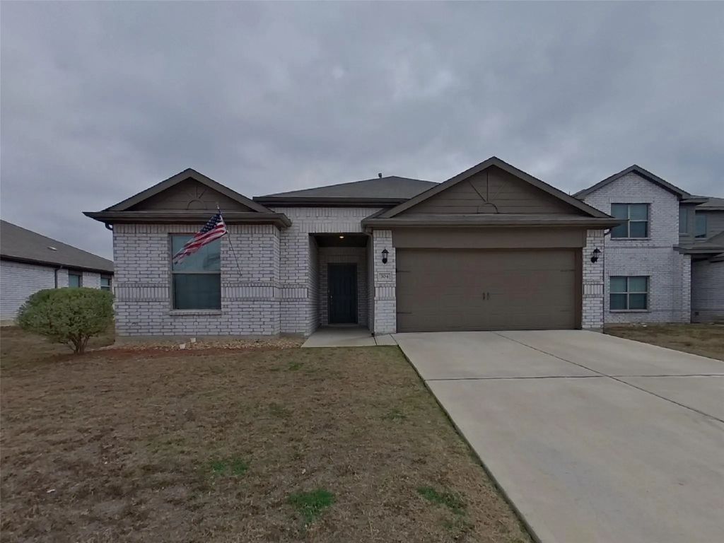 304 Micah Lane, Ferris