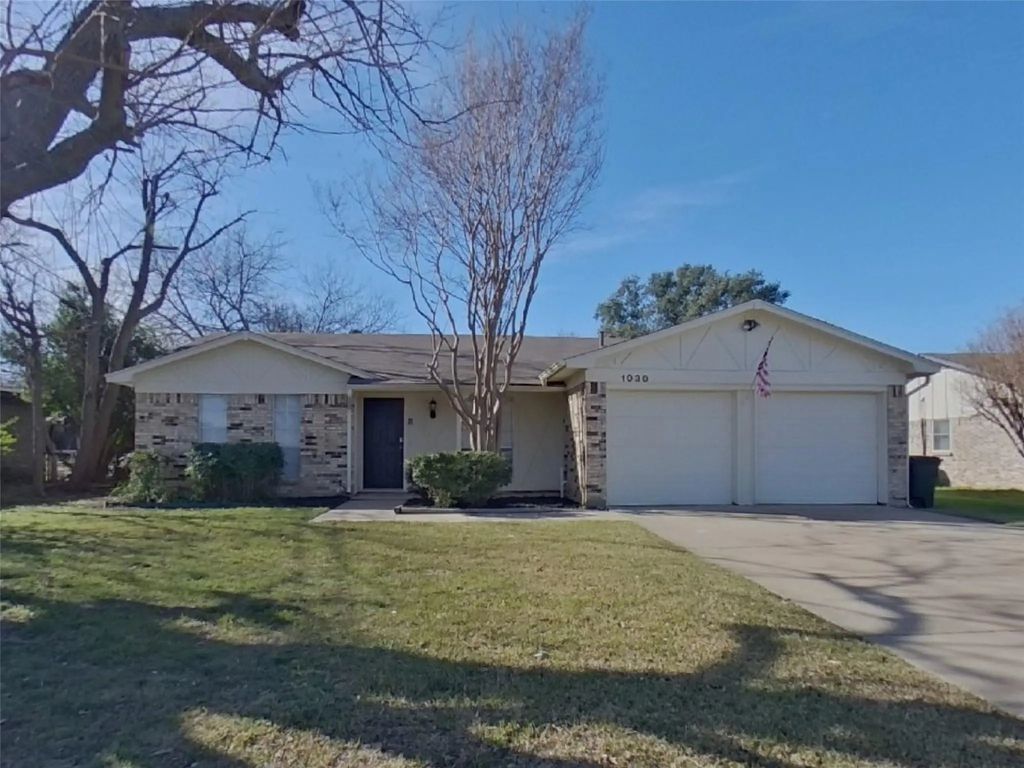 1030 Bryant Street, Benbrook