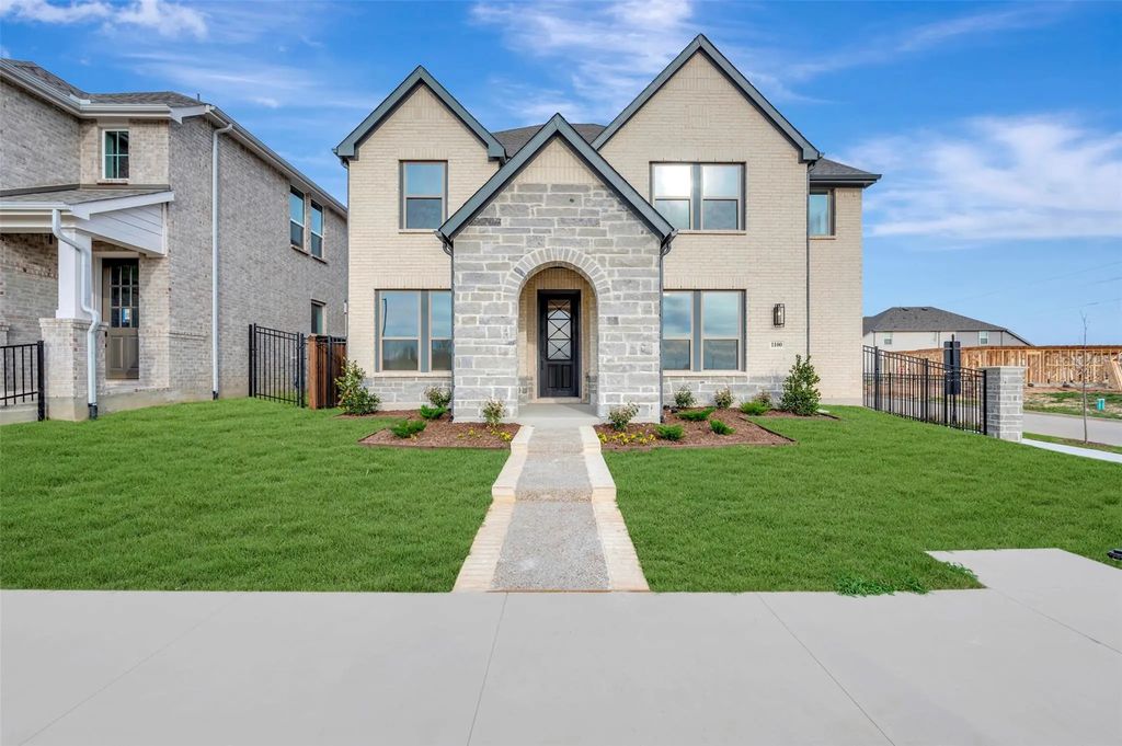 1100 Bolden Avenue, Crowley