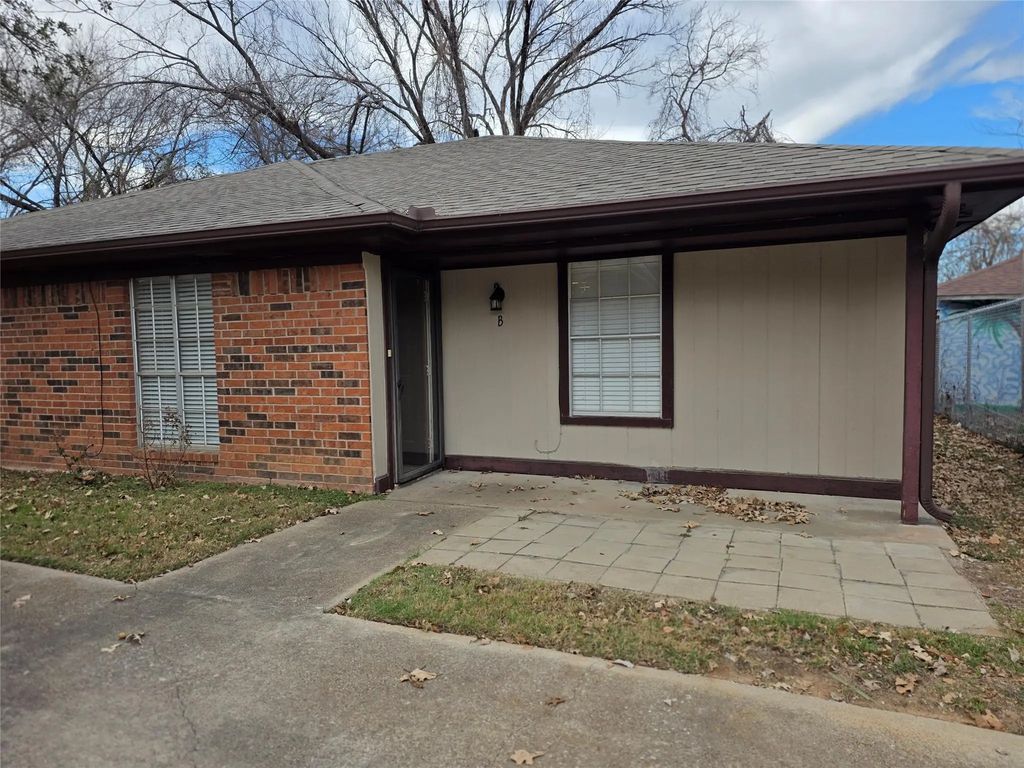1012 Lynn B, Weatherford
