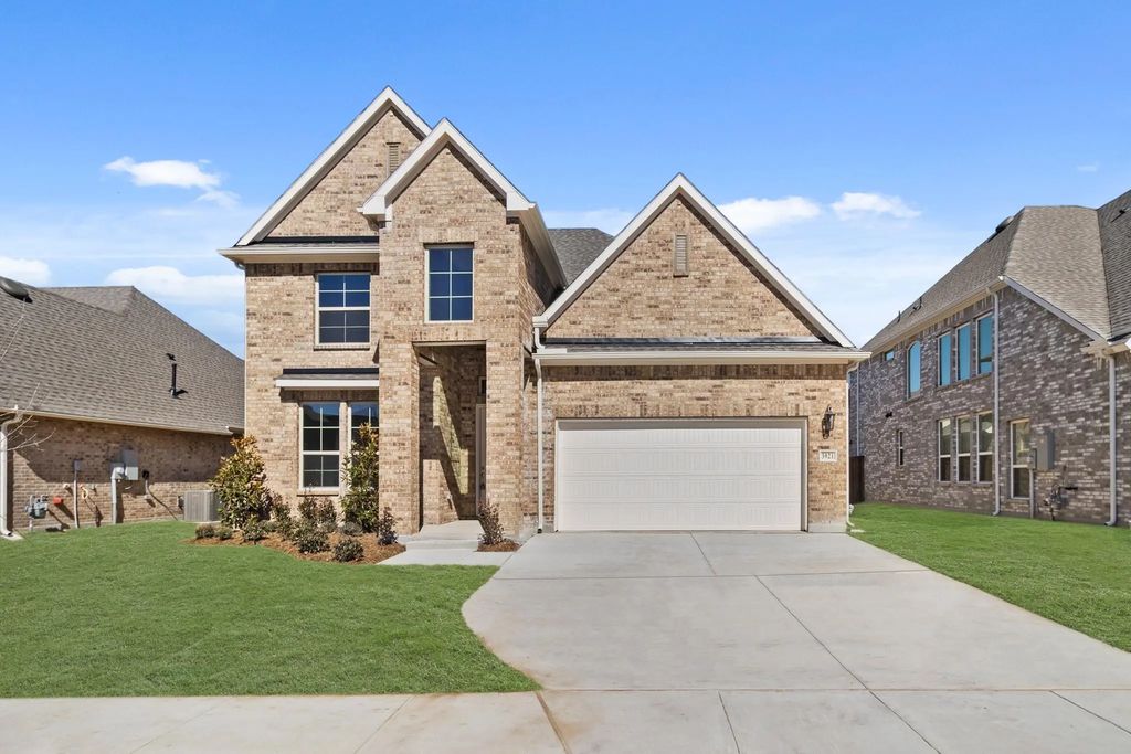 3921 Henley Lane, Garland