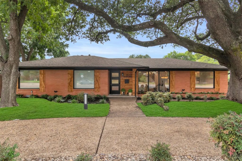 11107 Hillcrest Road, Dallas