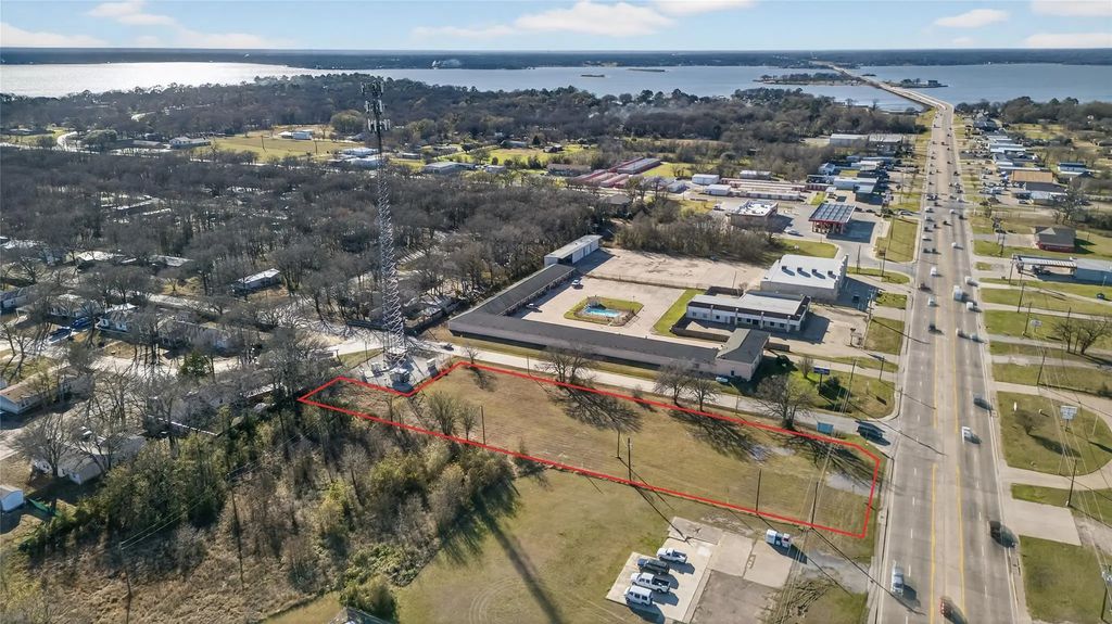 334 W Main Street, Gun Barrel City