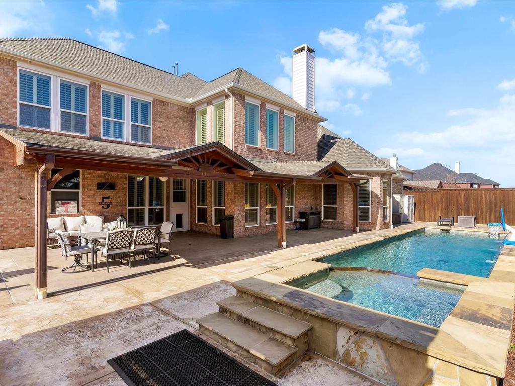 728 Morningside Trail, Murphy