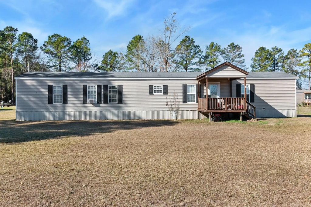 379 Cass Private Drive, Gloster