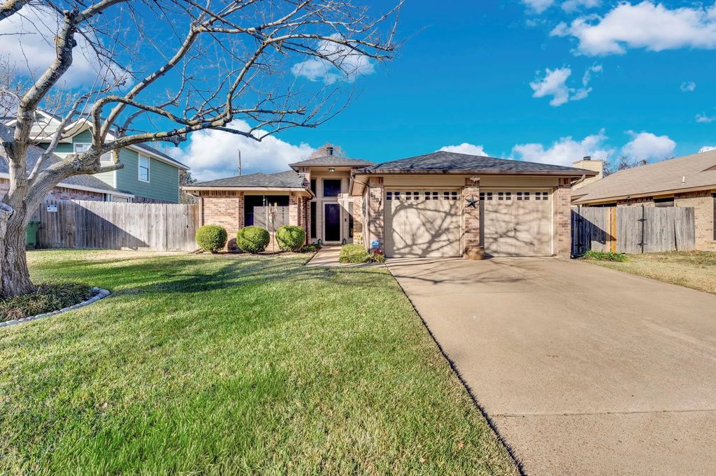 6504 Topaz Drive, Arlington