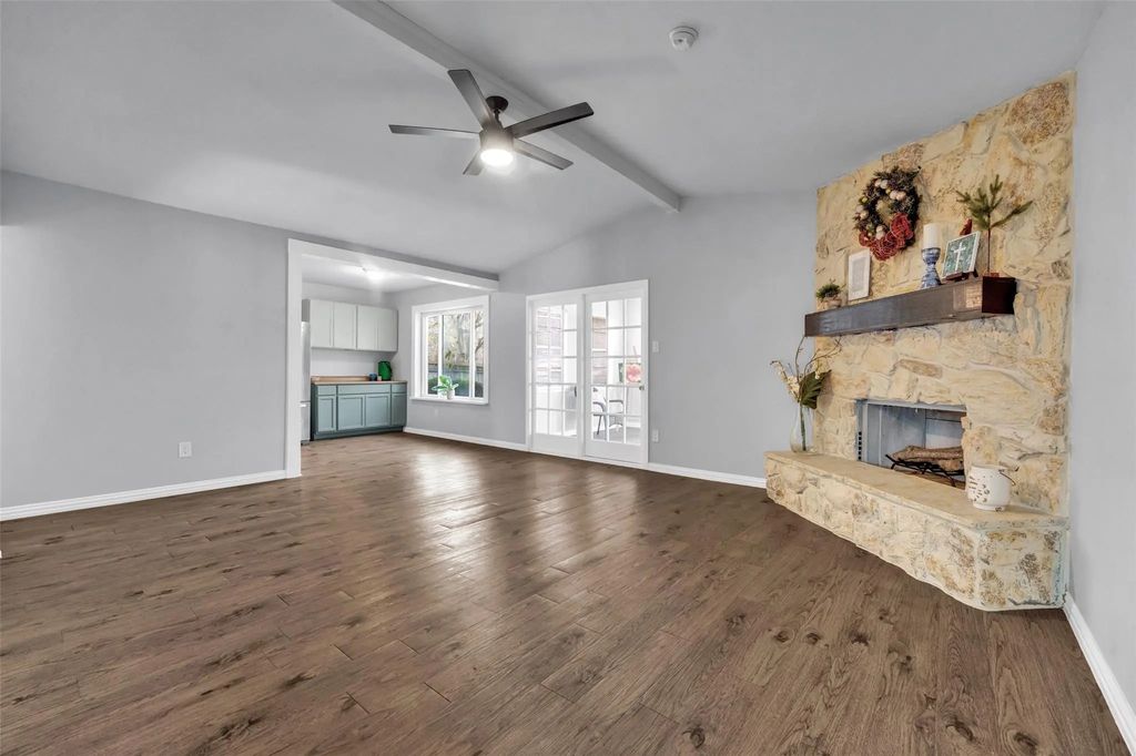 1007 Kay Lynn Street, Mansfield