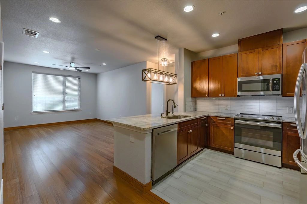 1220 W Trinity Mills Road 5011, Carrollton