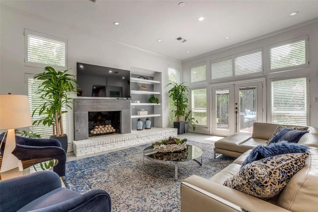 7220 Lavendale Circle, Dallas