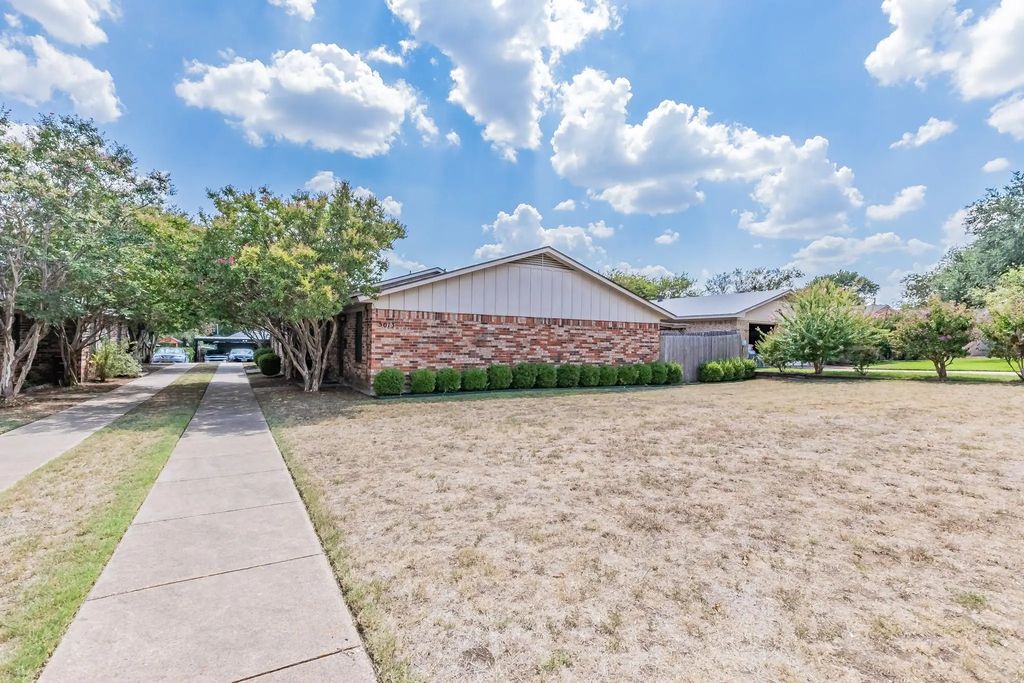 5013 Geddes Avenue C, Fort Worth