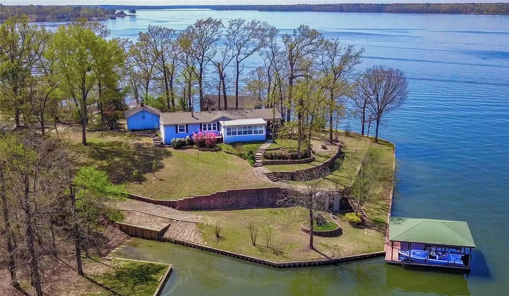 85 County Road 2607, Pittsburg
