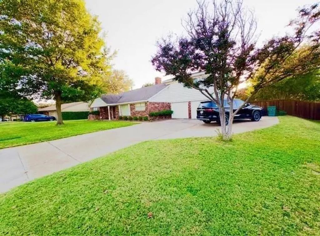 5608 Woodway Drive, Fort Worth
