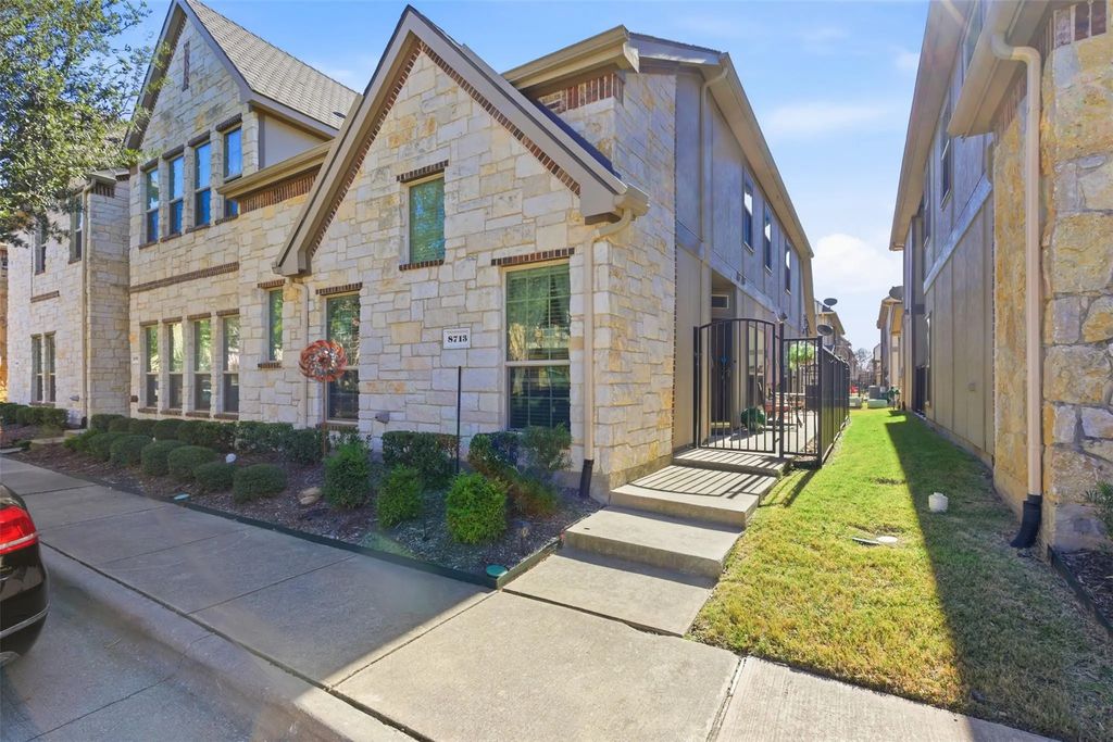 8713 Whitehead Street, McKinney