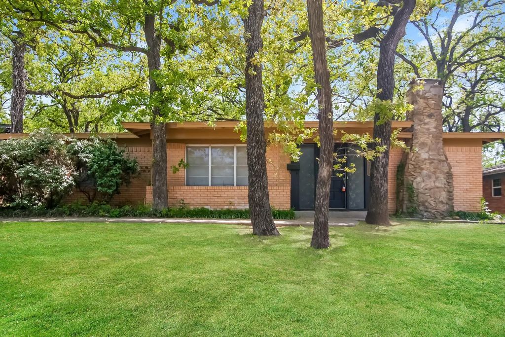 6332 Norma Street, Fort Worth