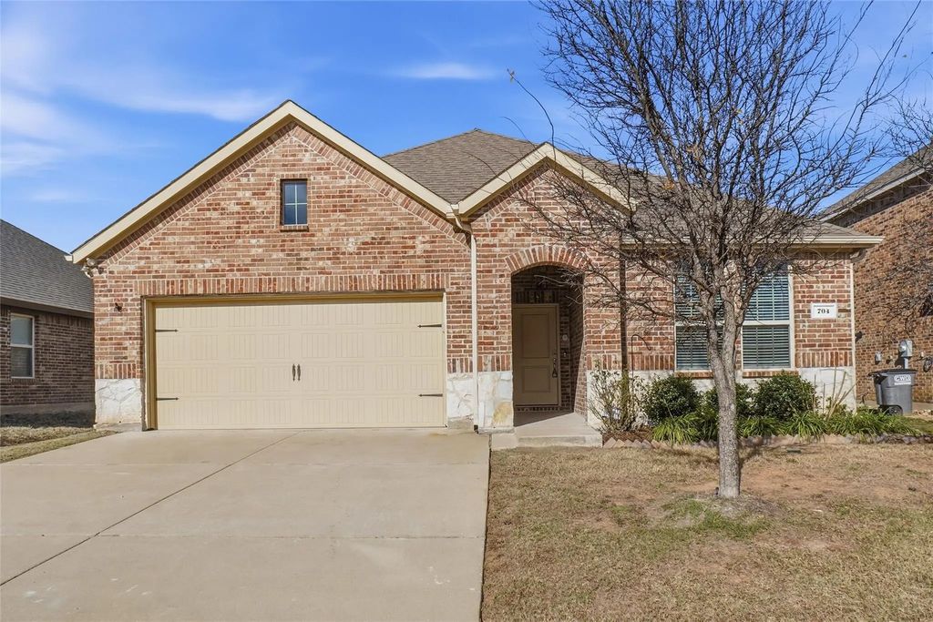 704 Saddle Club Way, Princeton