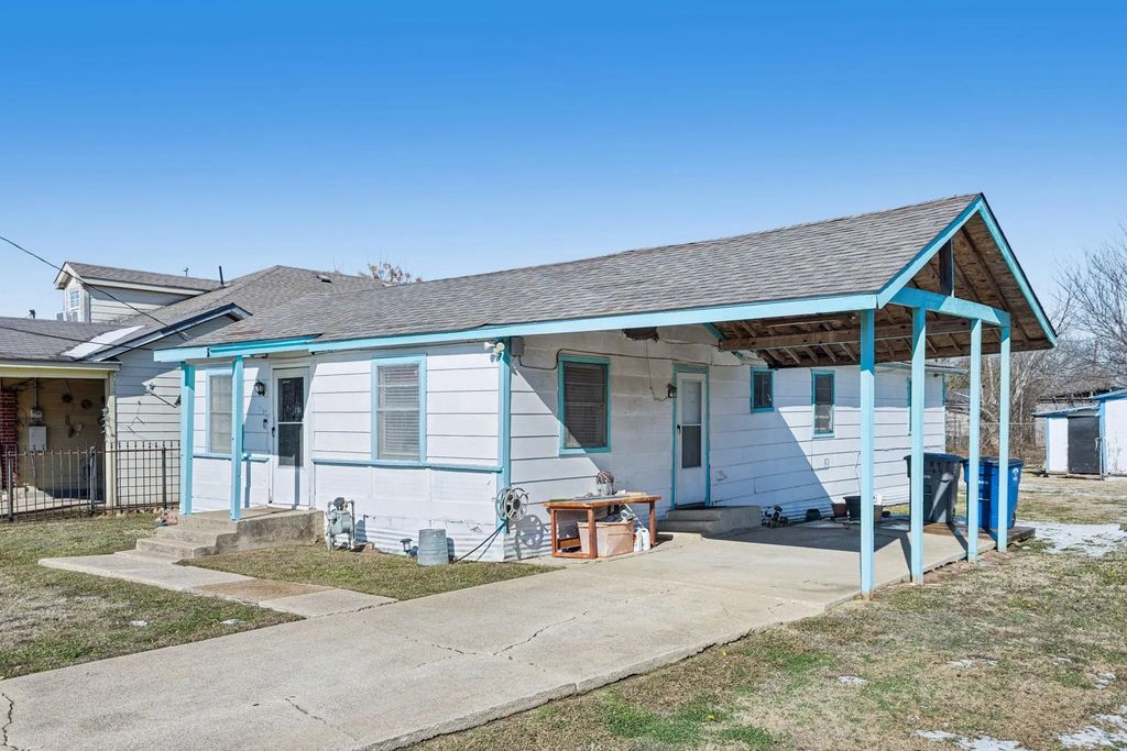 7923 S Nassau Circle, Dallas