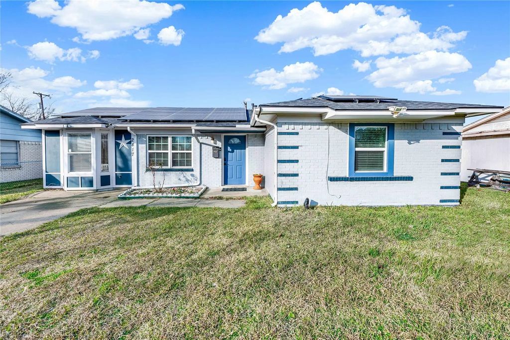 2417 Vickie Street, Mesquite