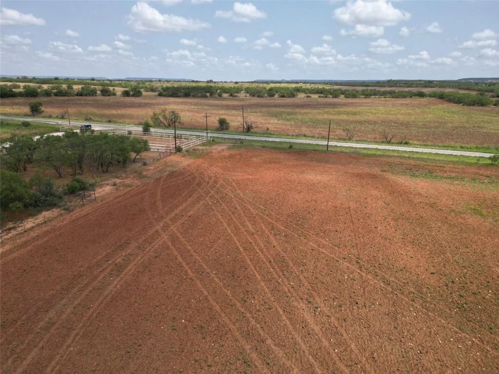Tbd Fm 614, Ovalo