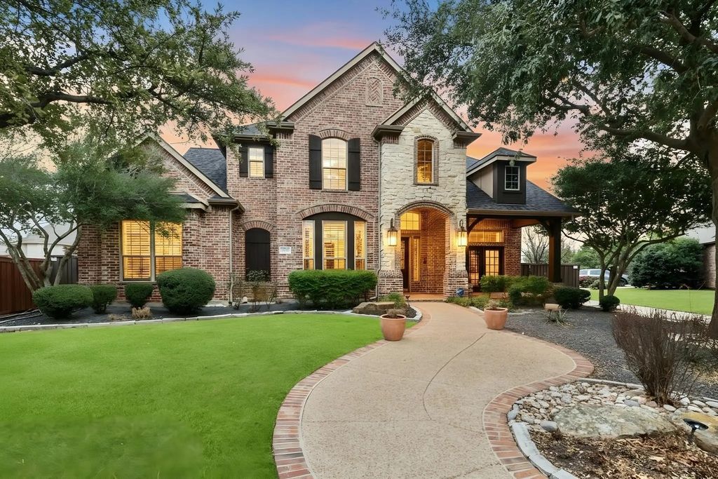 1214 San Saba Court, Allen