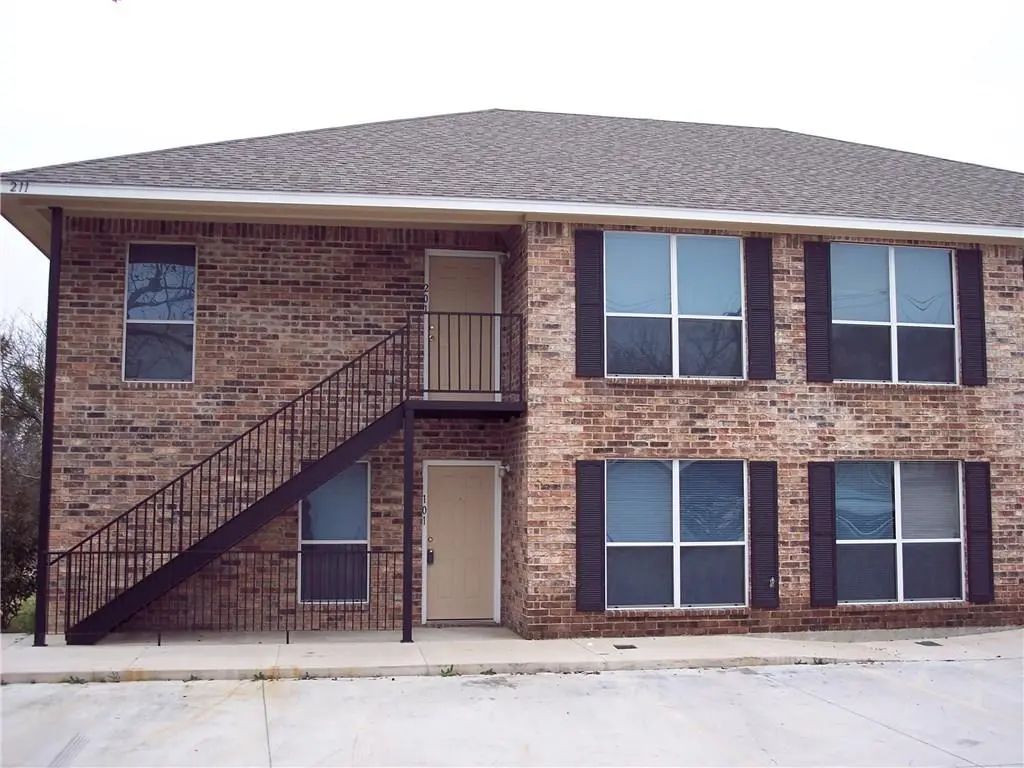 211 N Denton N 100, Weatherford