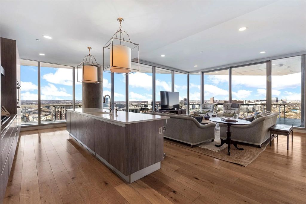 3130 N Harwood Street 1503, Dallas