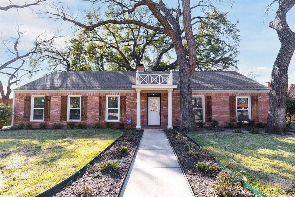 209 Quail Run, Brownwood